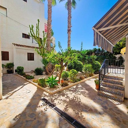 אוריהואלה Residential With Pool, 500 Meters To The Beach מראה חיצוני תמונה